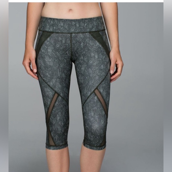 Lululemon cool to street crop - Picture 6 of 6